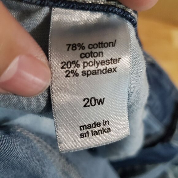 Maurices Jeans Womens 20W Blue High-Rise Frayed Hem Stretch Cropped - Picture 3 of 12